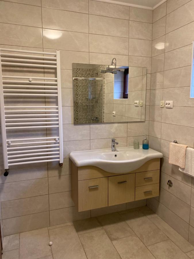 Apartment Mare Krk Milohnici 外观 照片