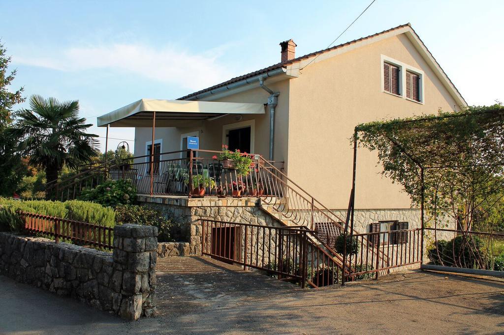 Apartment Mare Krk Milohnici 外观 照片